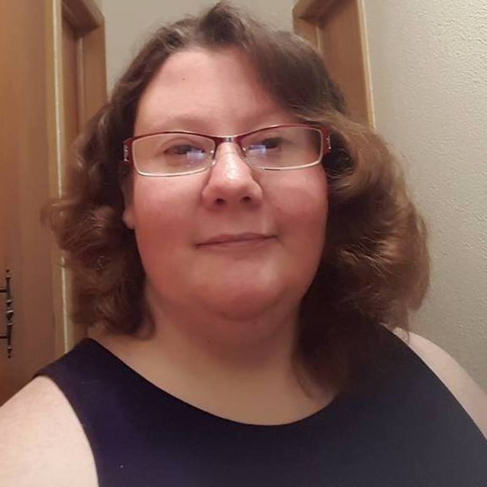 Meet your Posher, Selena